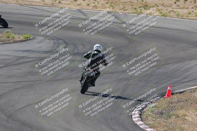 media/Apr-20-2025-AHRMA (Sun) [[393a79c373]]/Race/group 10 early race/Turn 4b/
